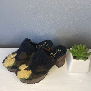 NWB Jessica Simpson Tollia Clog Size 5 1/2